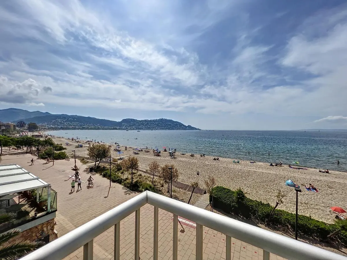 Alexandra 1 Era Linea De Mar, Fantastico Piso Tota Apartment Roses 0*,