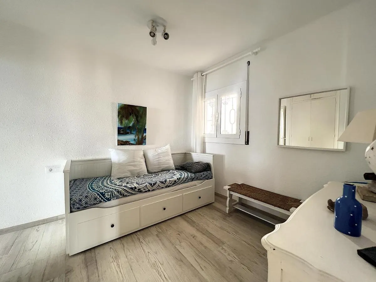 Alexandra 1 Era Linea De Mar, Fantastico Piso Tota Apartment Roses